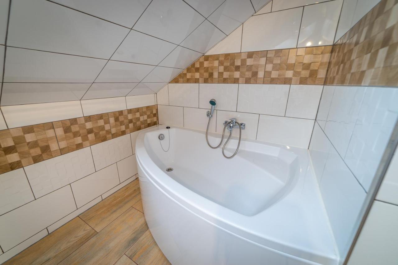 Apartament Nad Jeziorem Mikolajki Exterior photo